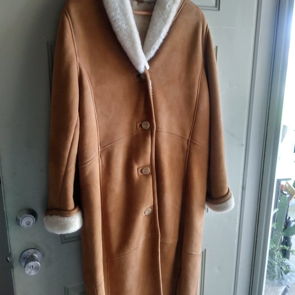 Vera Pelle Womens Shearling Lined Leather Coat